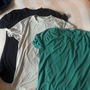 Lululemon set of Three T-Shirts | Licence to Train